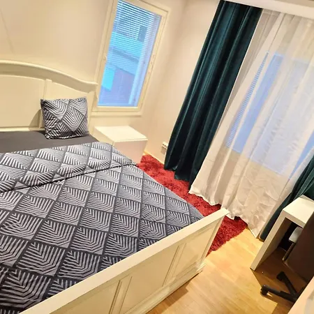 Cozy & Peaceful House In Hyrylae- 14mins Drive From The Helsinki Airport