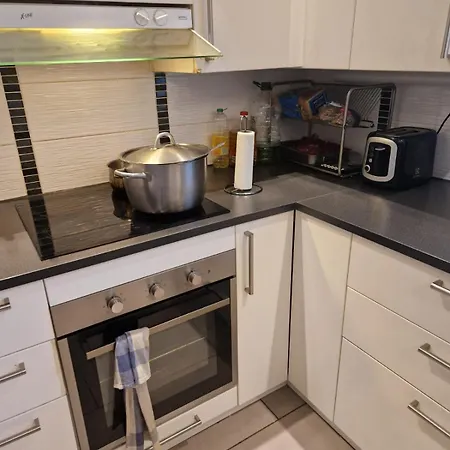 Gasthuis Cozy & Peaceful House In Hyrylae- 14mins Drive From The Helsinki Airport Hyryla