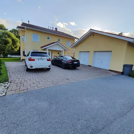 Гостевой дом Cozy & Peaceful House In Hyrylae- 14mins Drive From The Helsinki Airport *